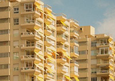 free-photo-of-blocks-of-flats-in-city